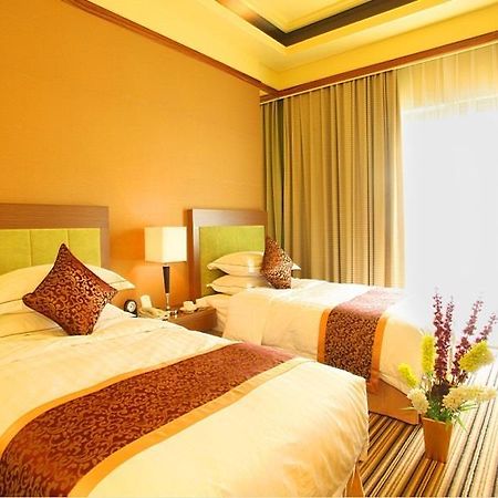 Qingdao Golden Mountain Resort Hotel Exterior photo