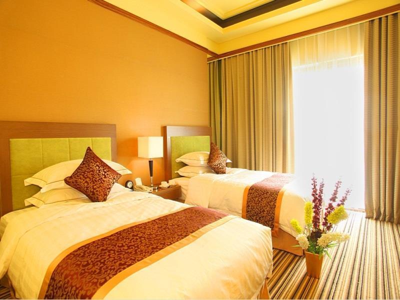 Qingdao Golden Mountain Resort Hotel Exterior photo